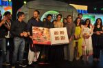 Bhushan Kumar, Rohit Shetty, Shahrukh Khan, Deepika Padukone, Ronnie Screwvala, Nikitin Dheer, Priyamani at the Music Launch of Chennai Express in Mumbai on 3rd July 2013 (49).JPG